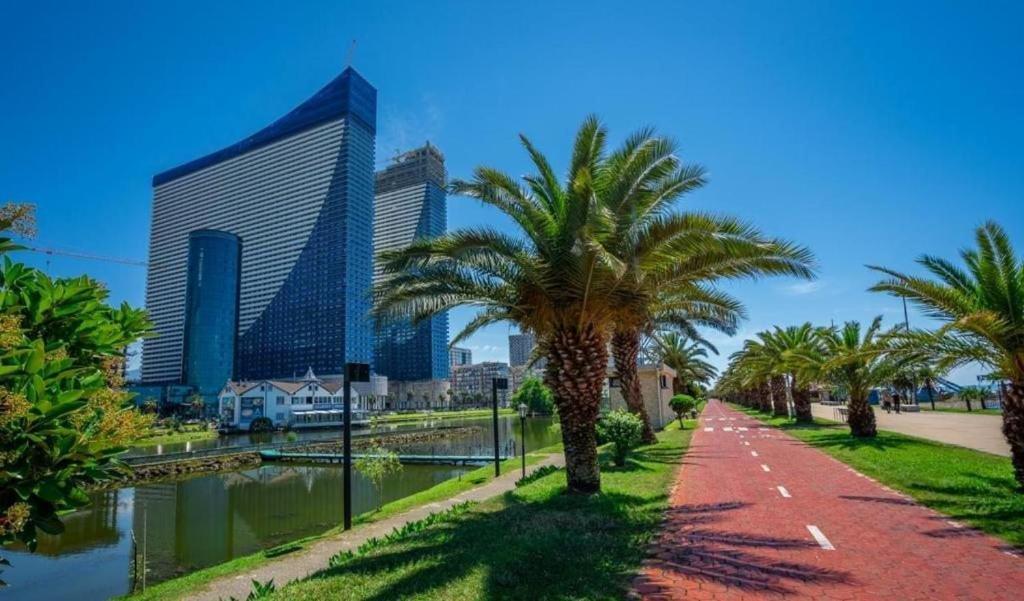 Orbi City In Батуми Екстериор снимка